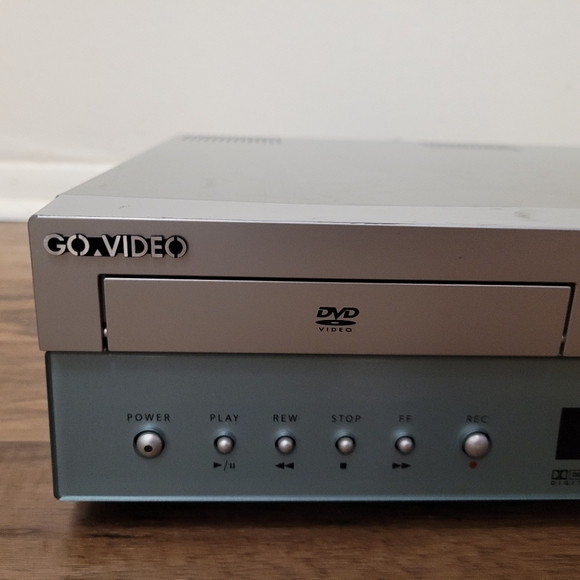 Go Video Sonic Blue DVR4300 DVD VCR Combo VHS Tape Player Recorder NO REMOTE - Picture 4 of 9